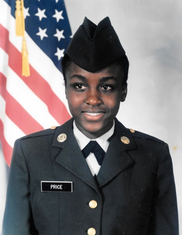 Kashona Oakman military graduation